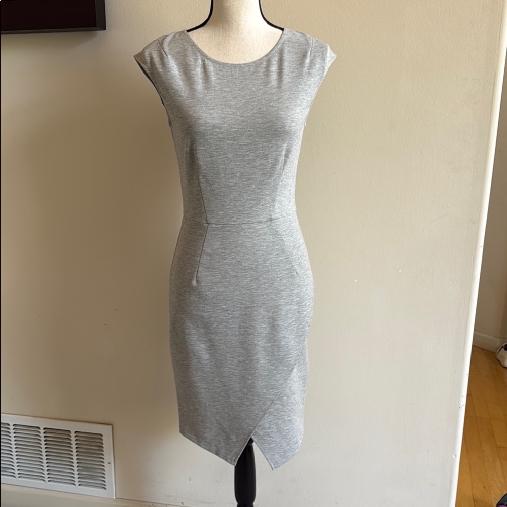 Elegant Gray Sleeveless Dress